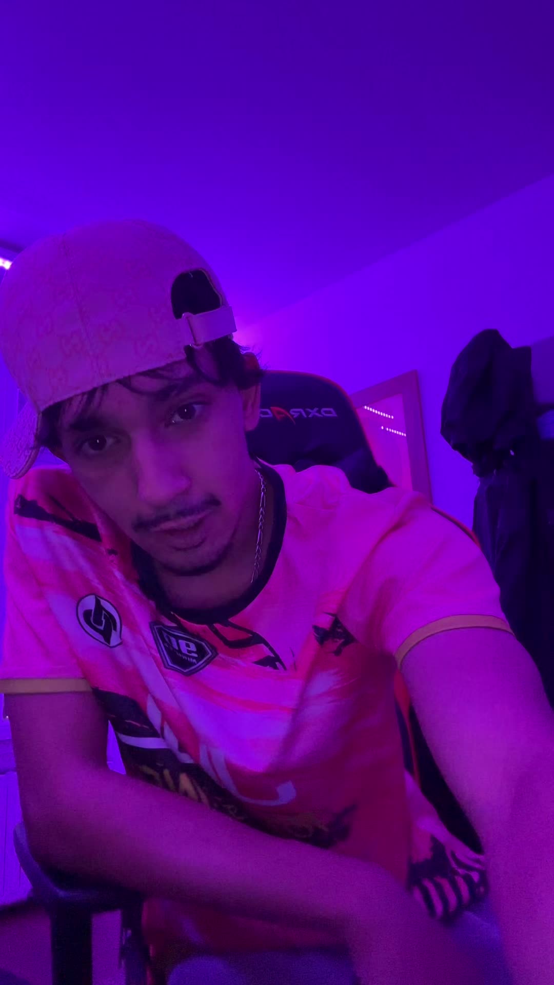 @E N V Y