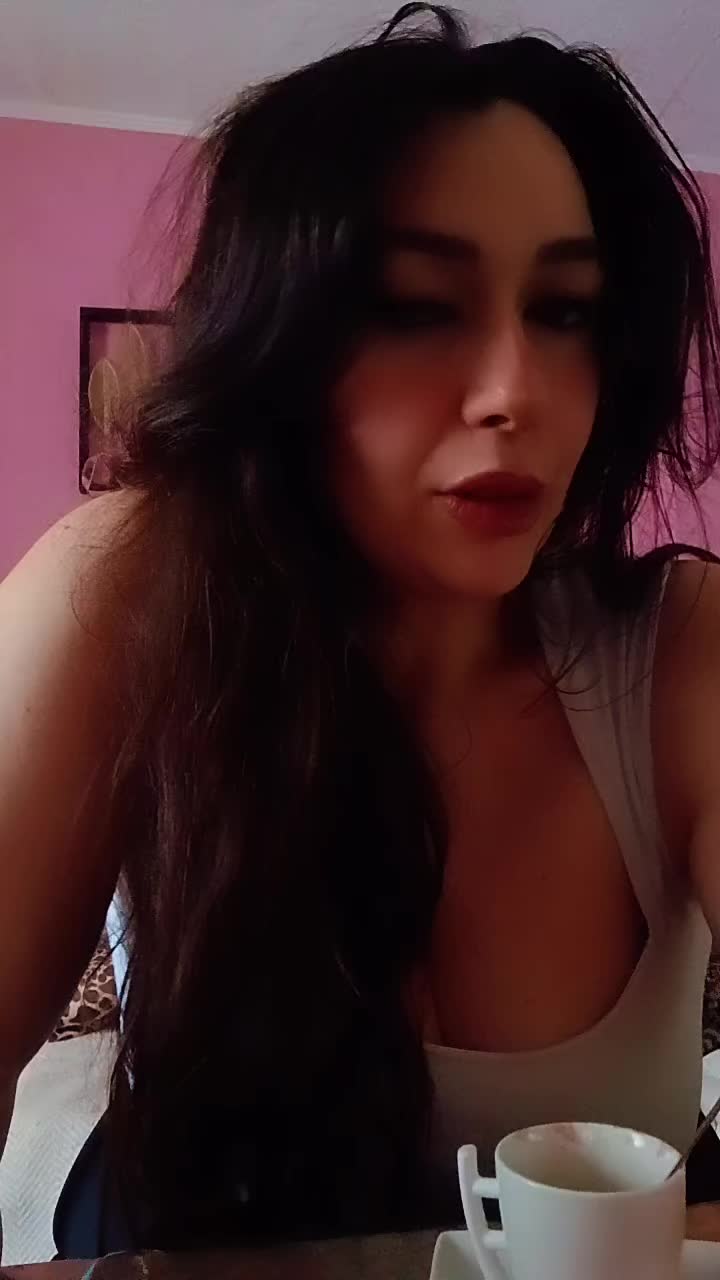 @𝑀𝑒𝓇𝓎🐆💋🖤👑
