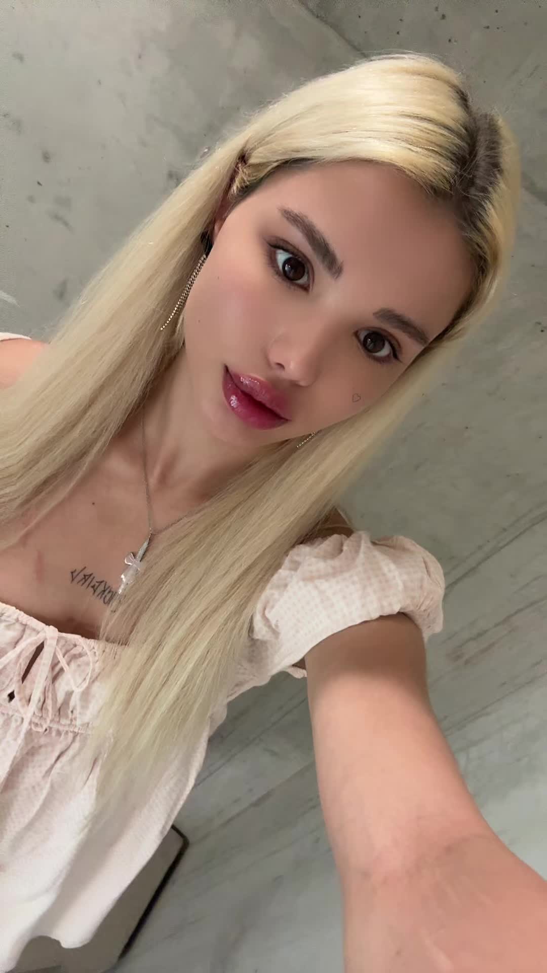 @krankebarbie