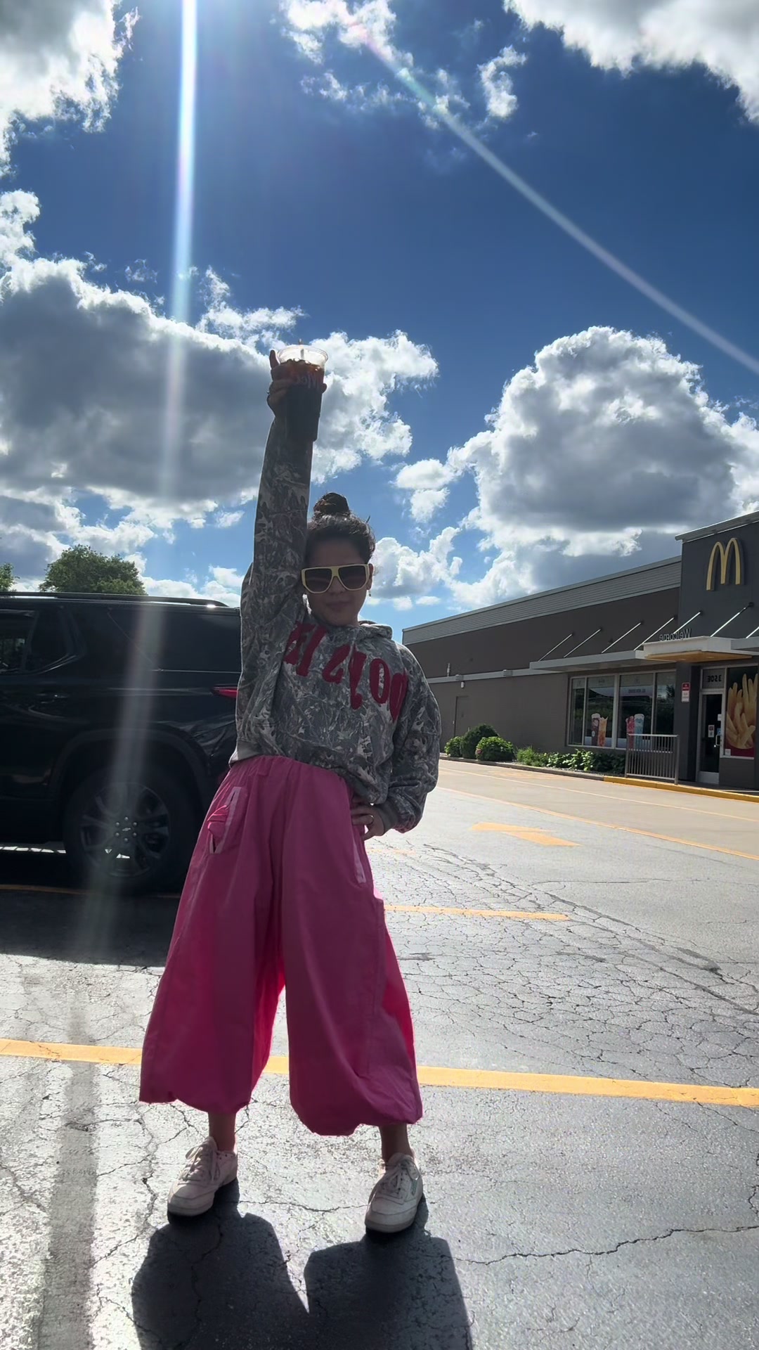 @juhnetmadeyougiggle