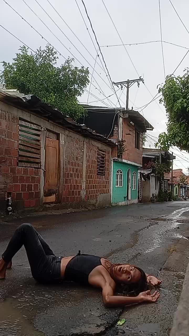 @Shakira