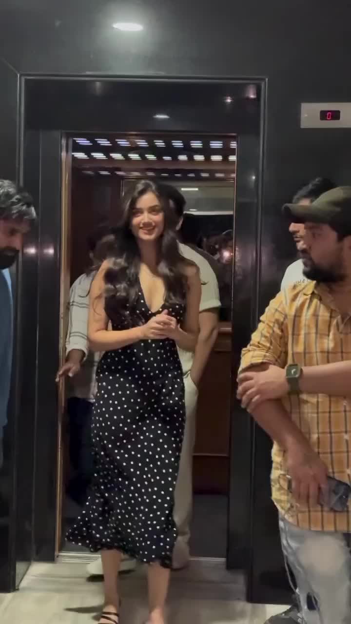 @Cute actress