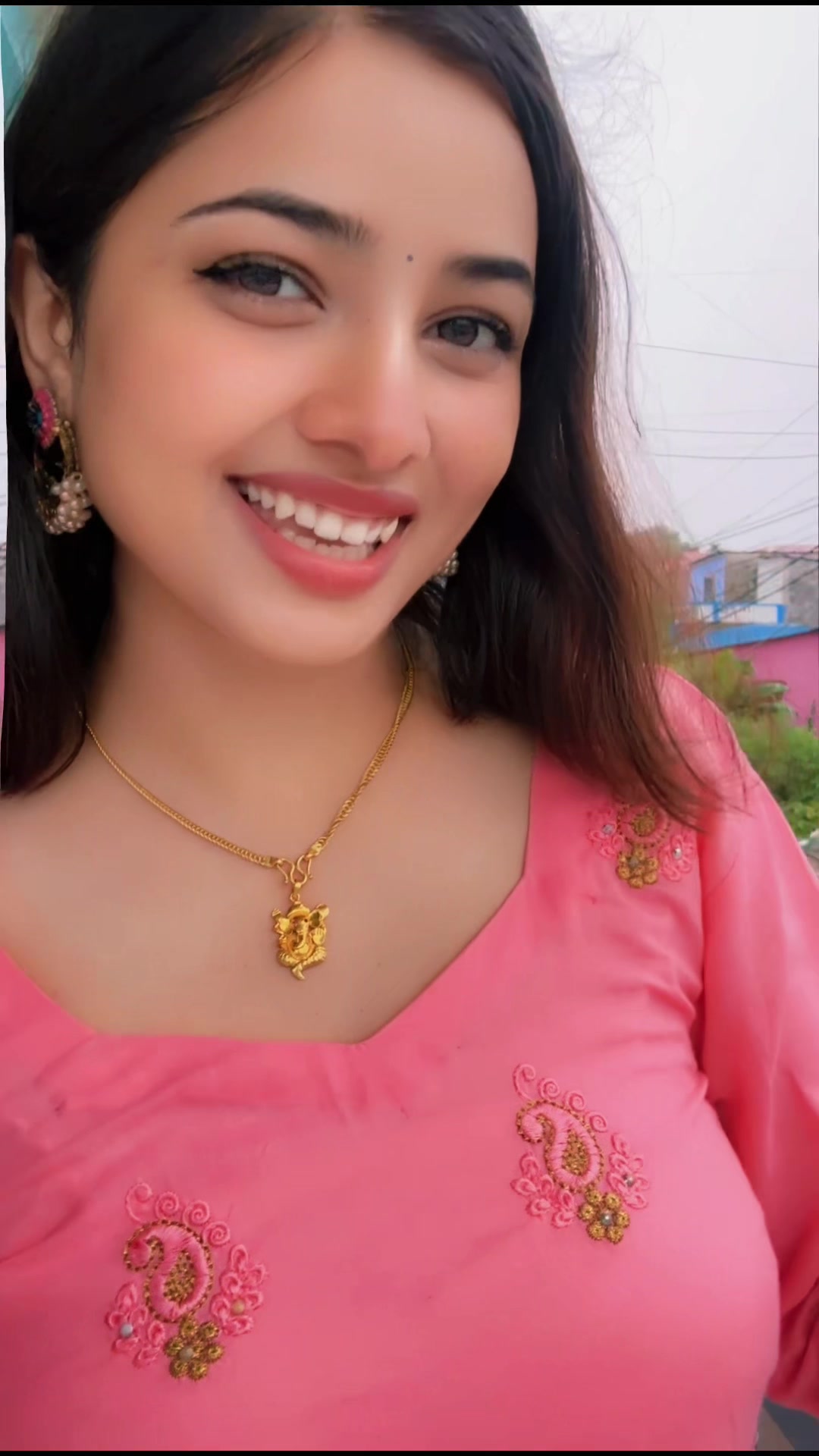 @Sallu🕊️