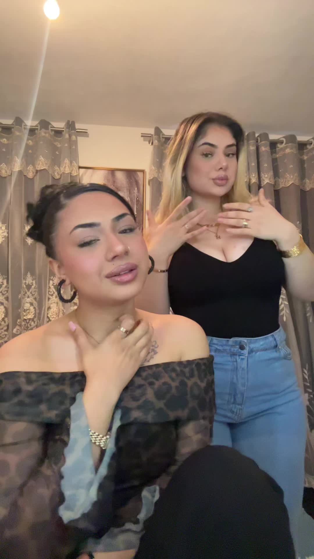@Angelina 🤍