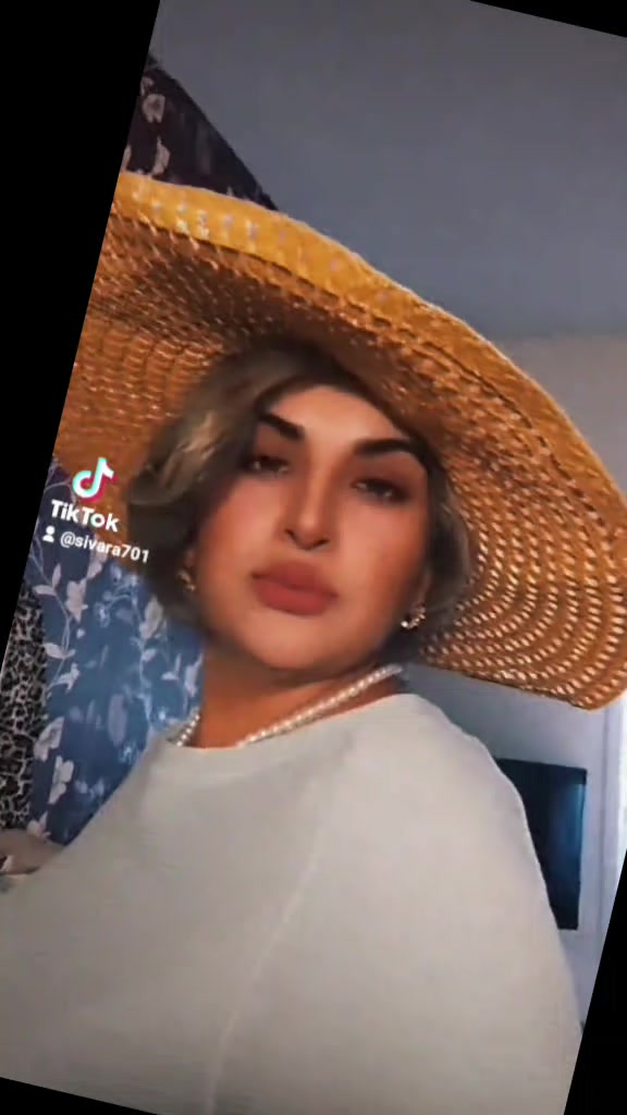 @miss koromlkos