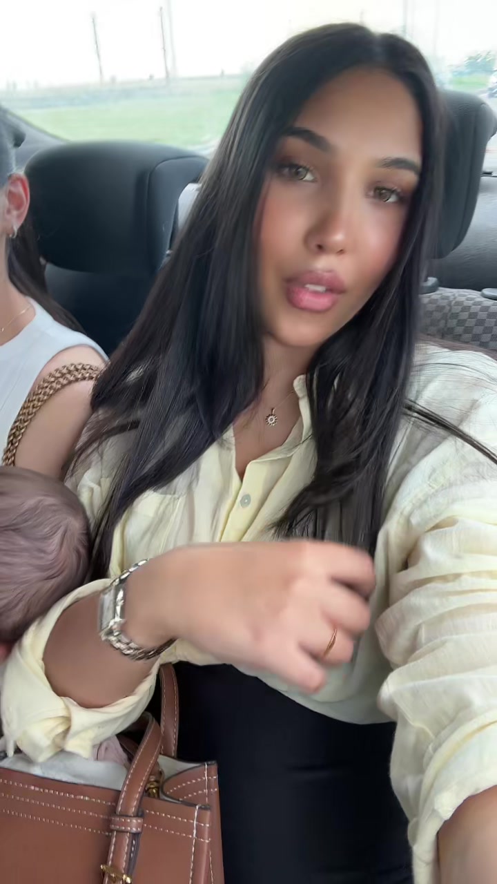 @naomimihai31