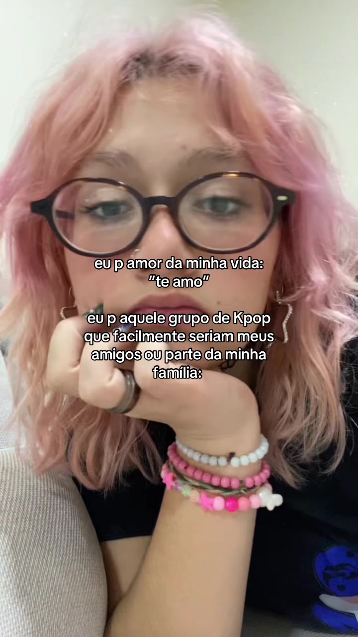 @MALUca bnd&bull;VIU O SKZ E O NEXZ