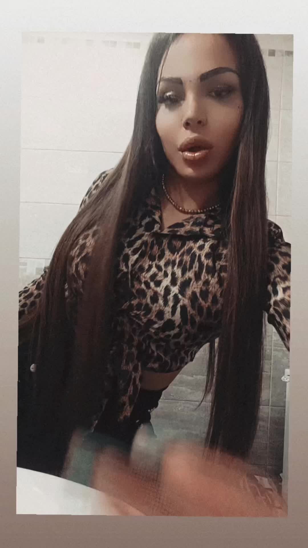 @Jessica amoroso
