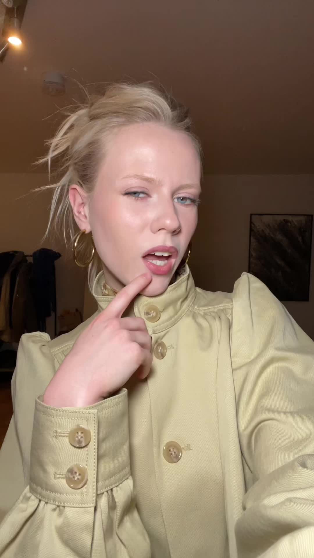 @Charly
