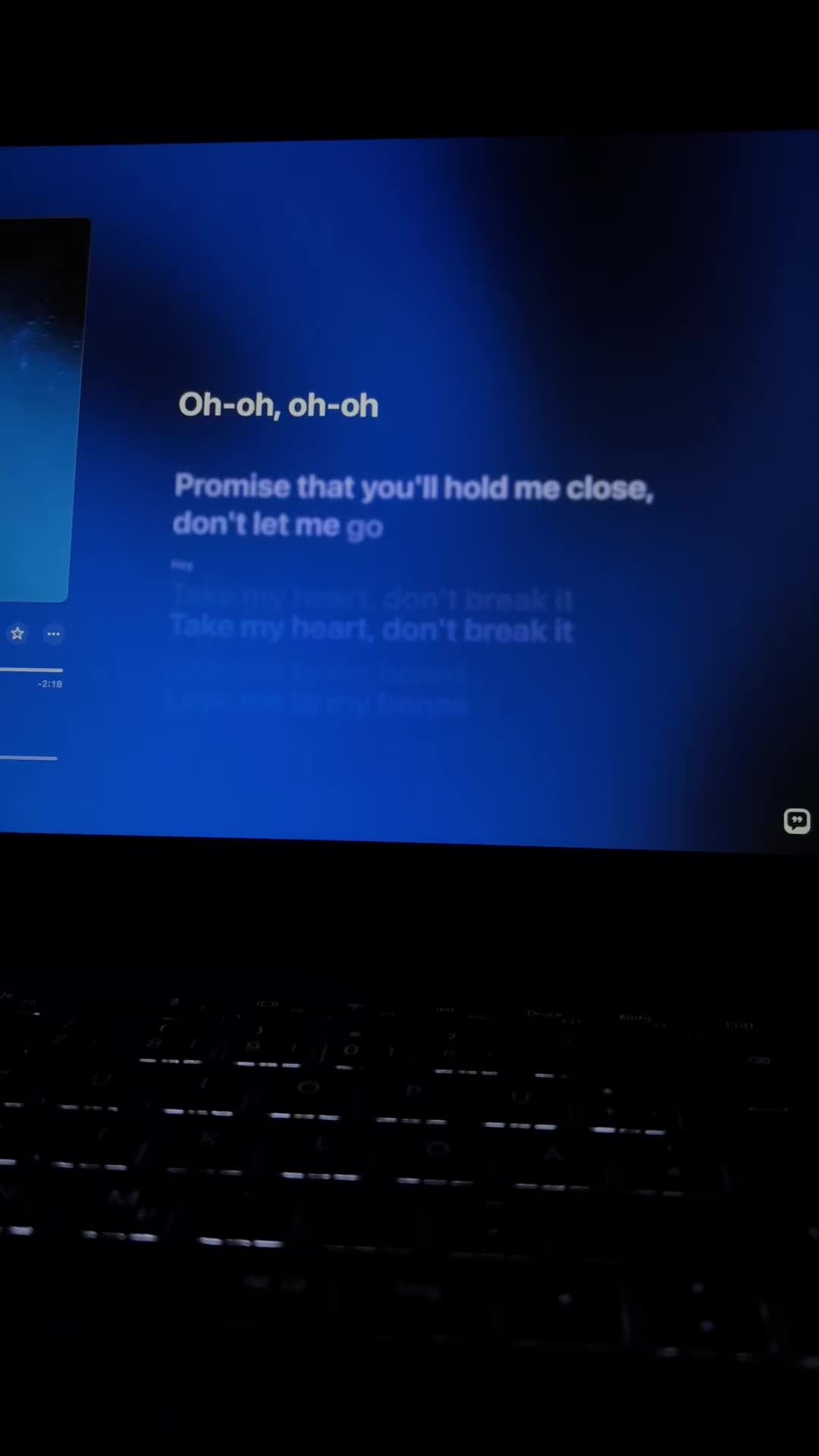 @🎧