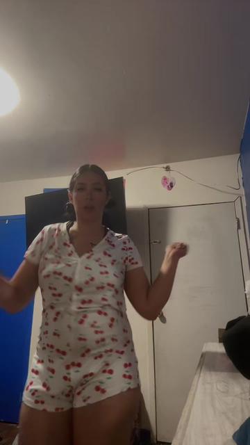 @Kiana Fox
