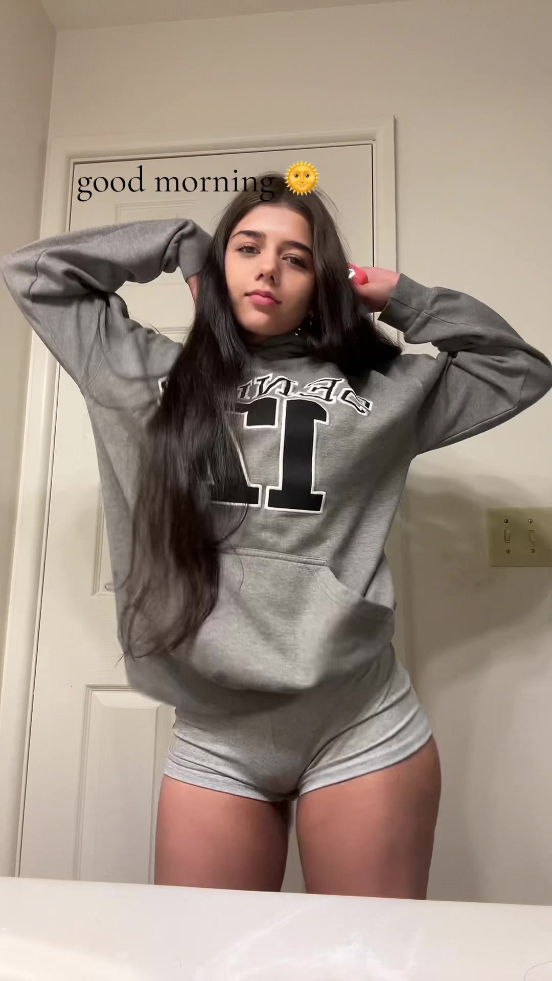 @ariskii 𖣂