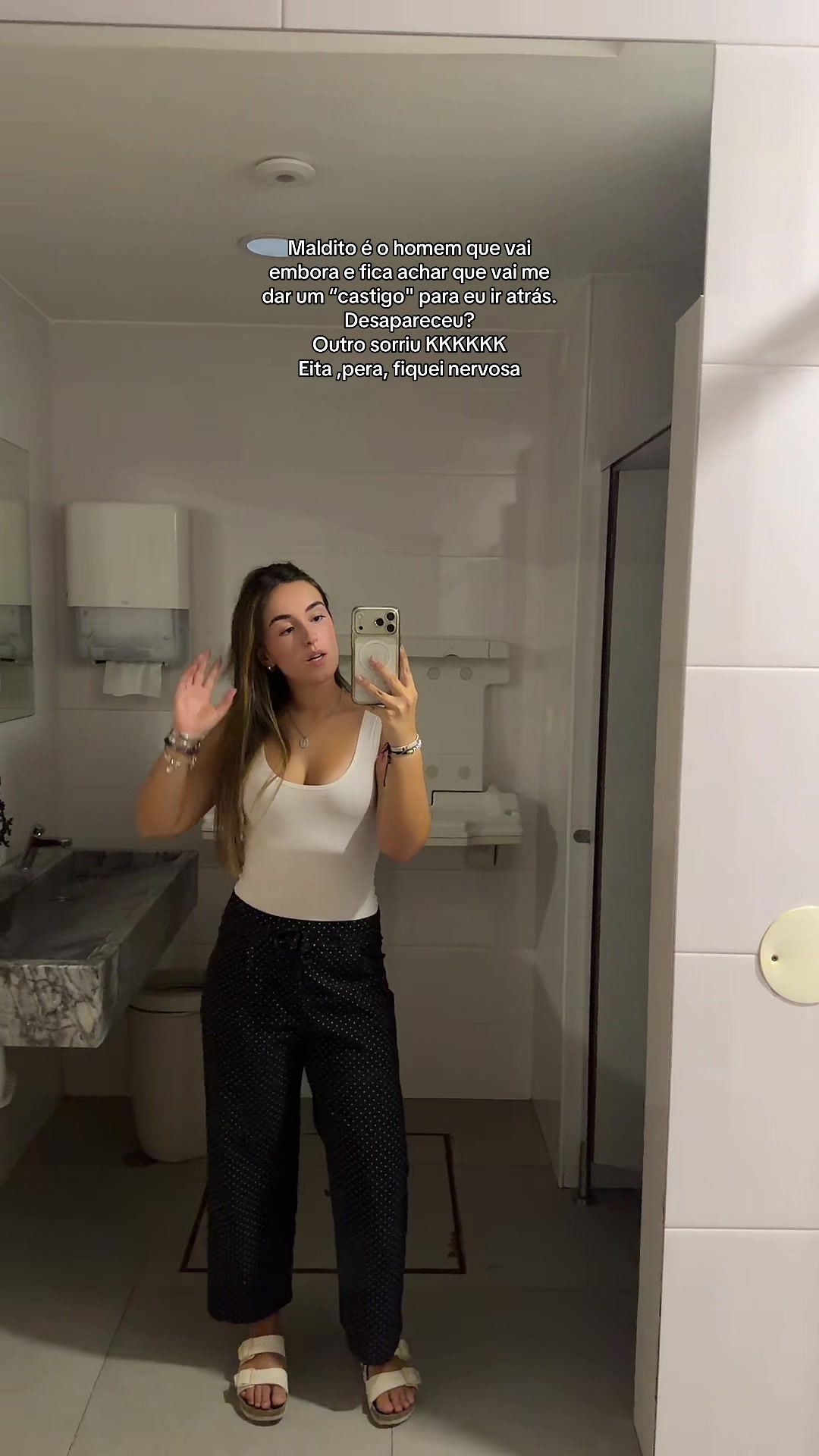 @Luana✨