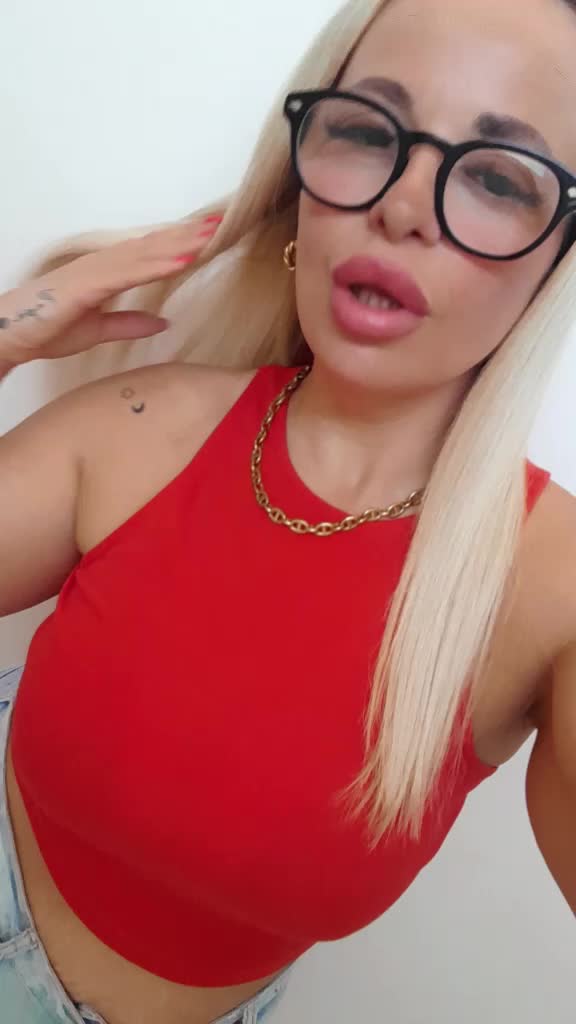 @Angela Auriemma