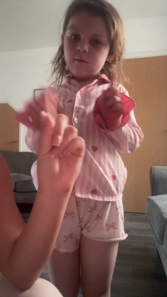 @Ellespam🎀