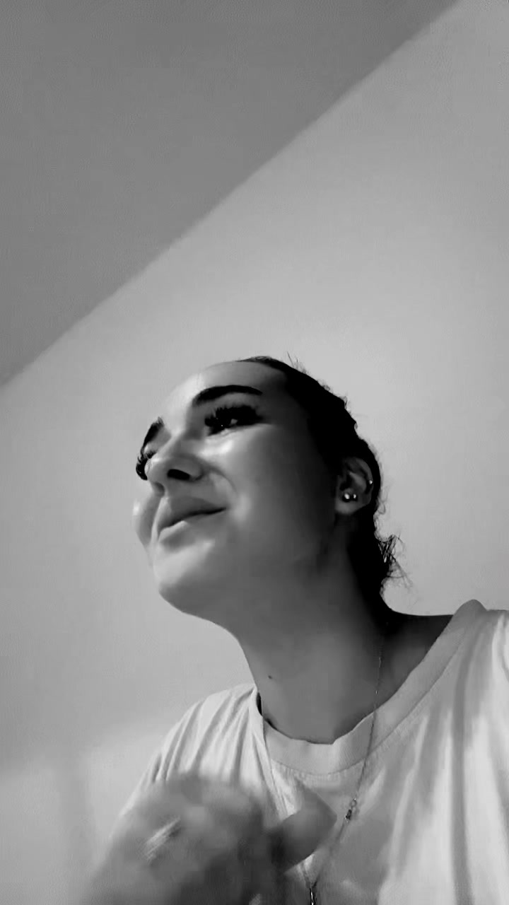@Balkan_girl 🦅🇹🇩