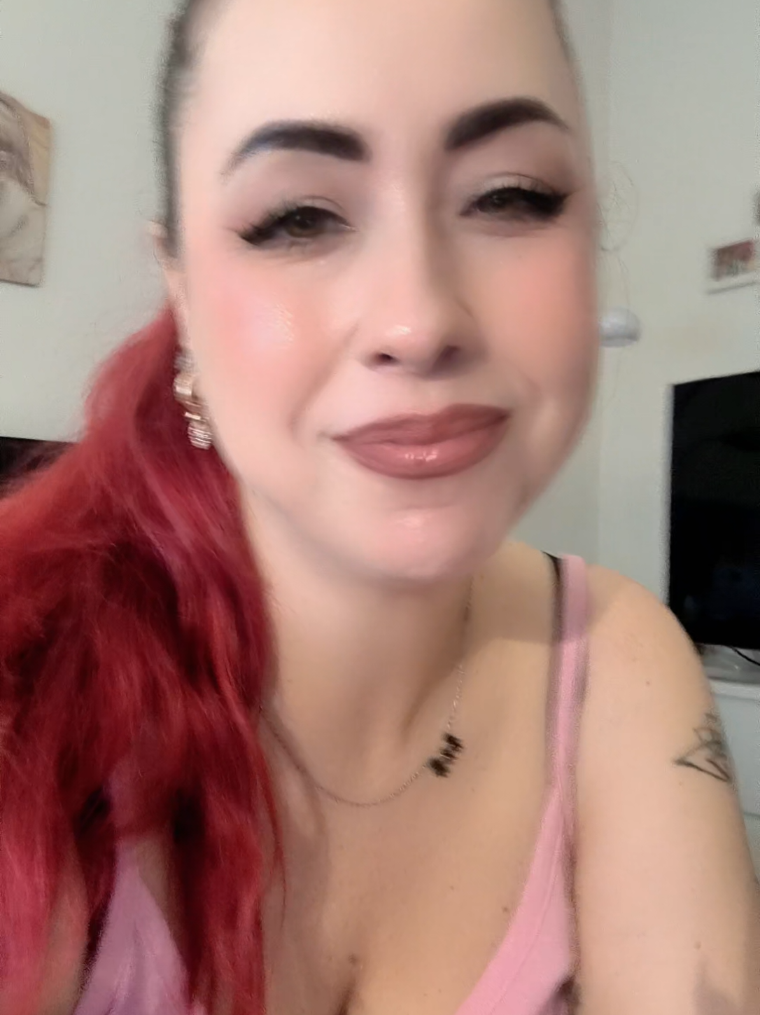 @aryelina