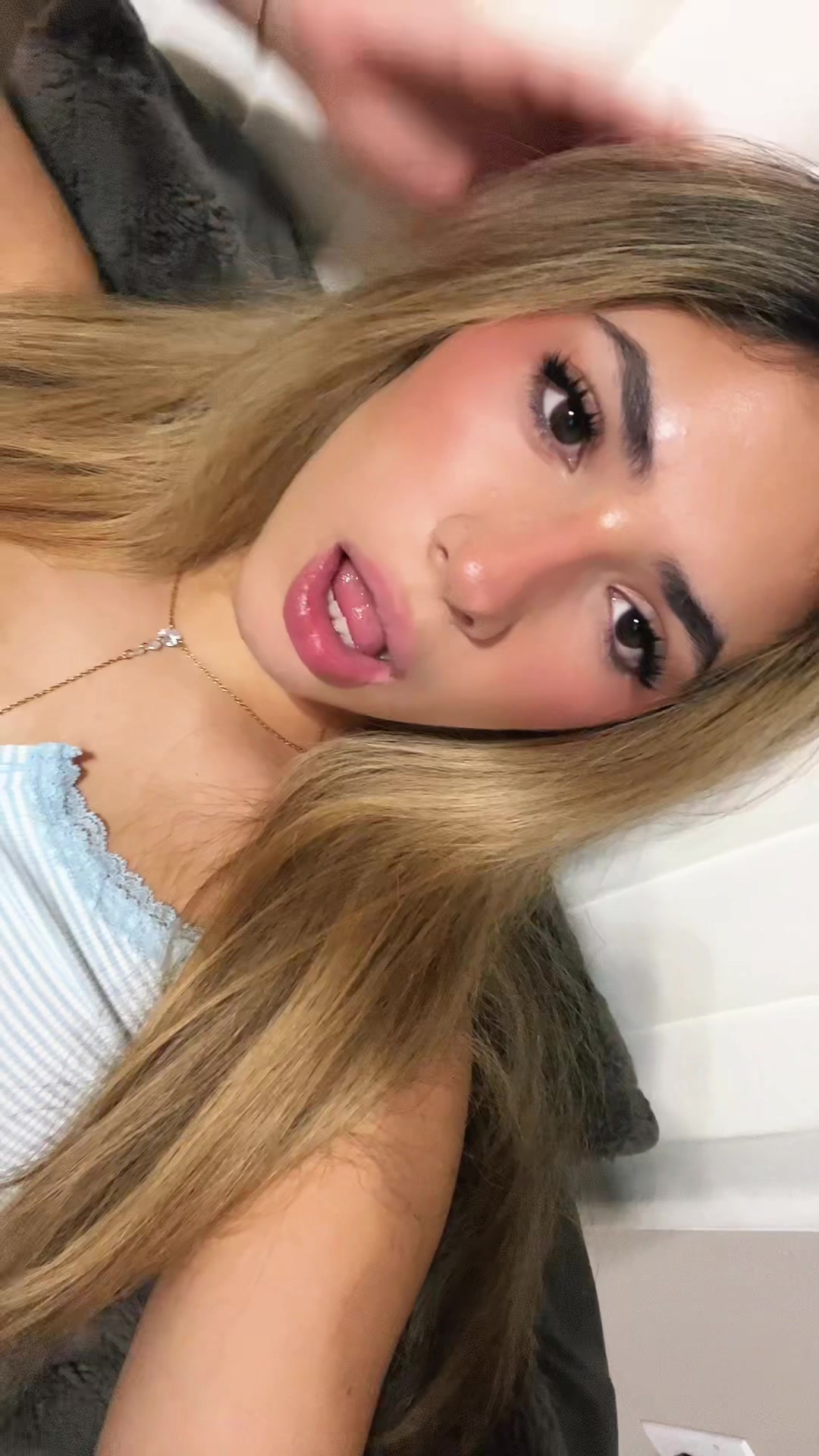 @Lala Lupcy