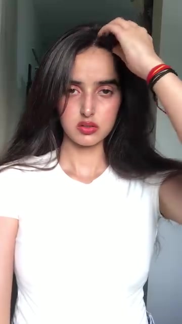 @Jiya 🦋