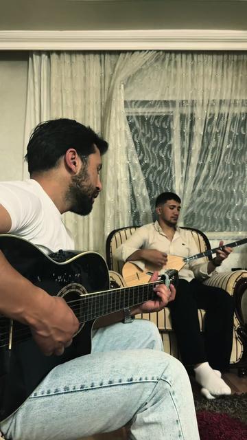 @DEVRİM ARARAT 🎙️ 🎼