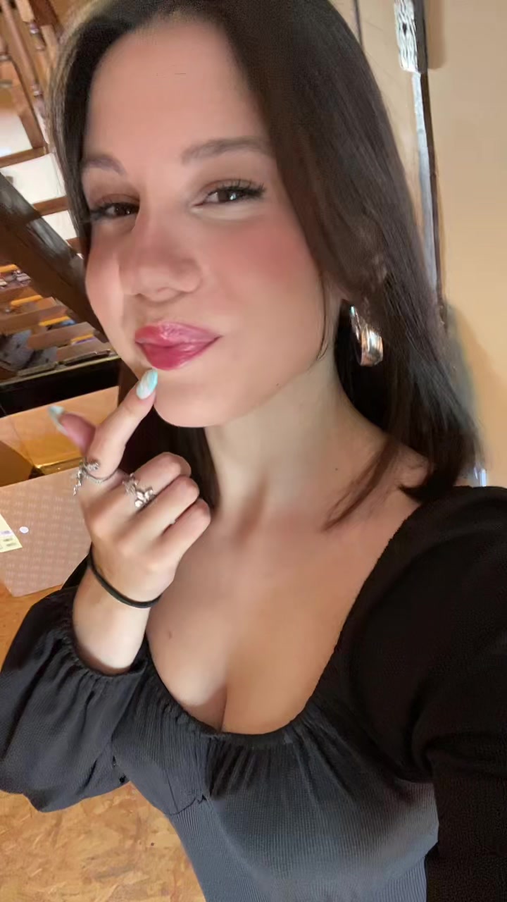 @ᥫ᭡cerise ᥫ᭡