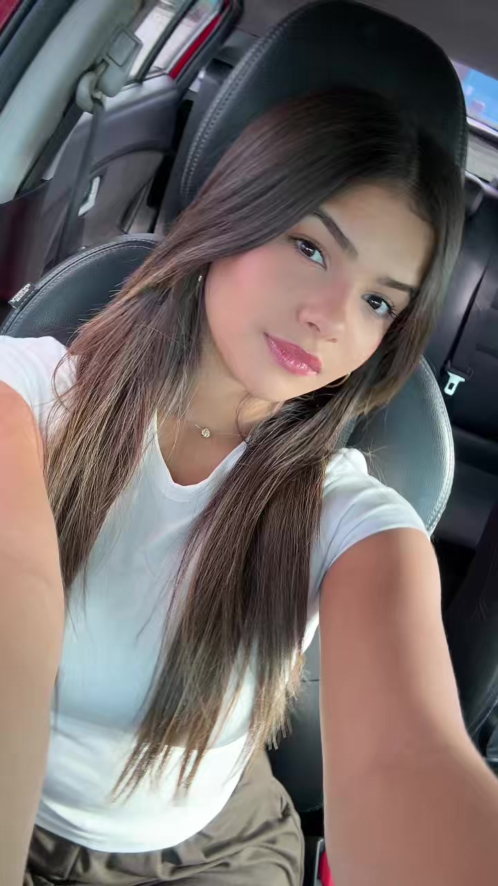 @Adriana