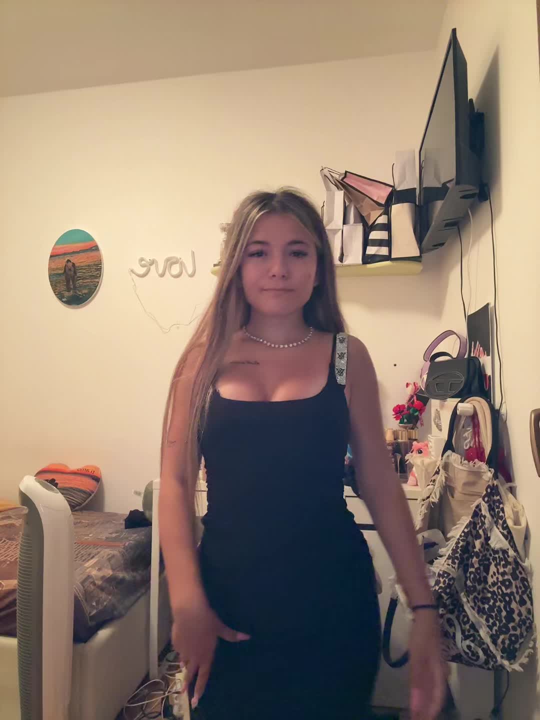 @aurora👧🏻