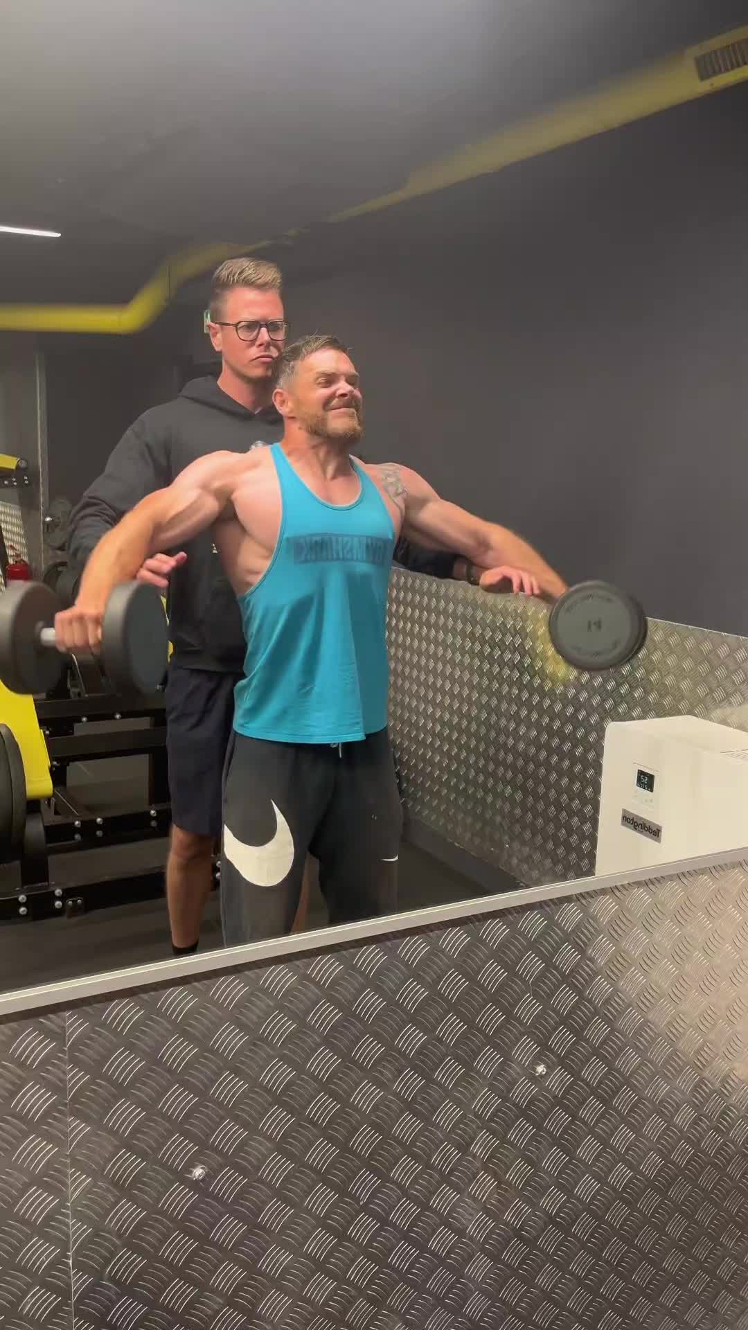 @Alpha_fit