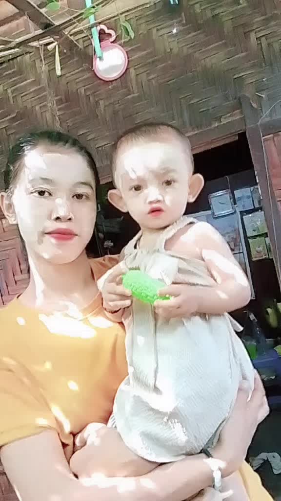 @ဦးနဂါးသမီးအလတ်မ