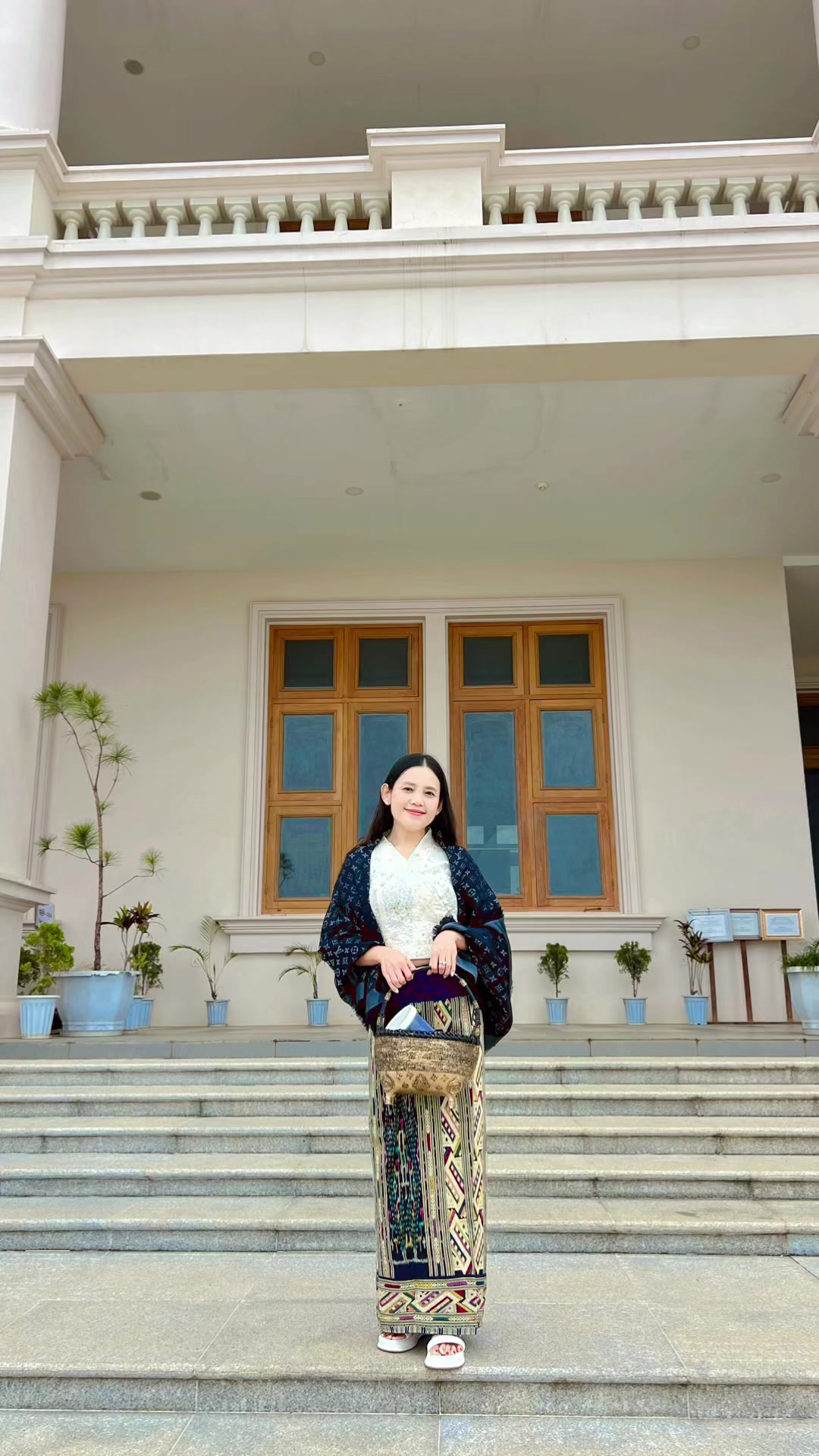 @🌷မူဝ်ၶိူဝ်း🌷