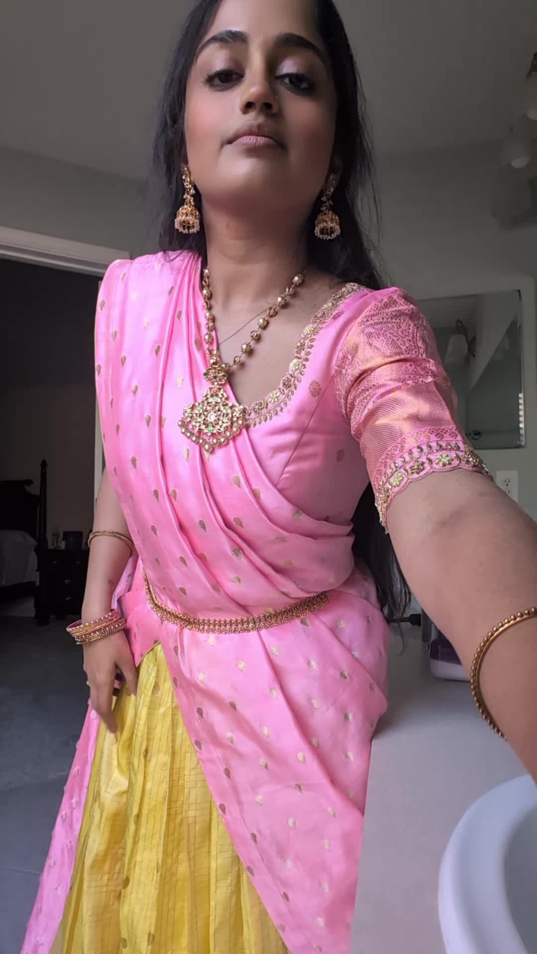 @sruj_v
