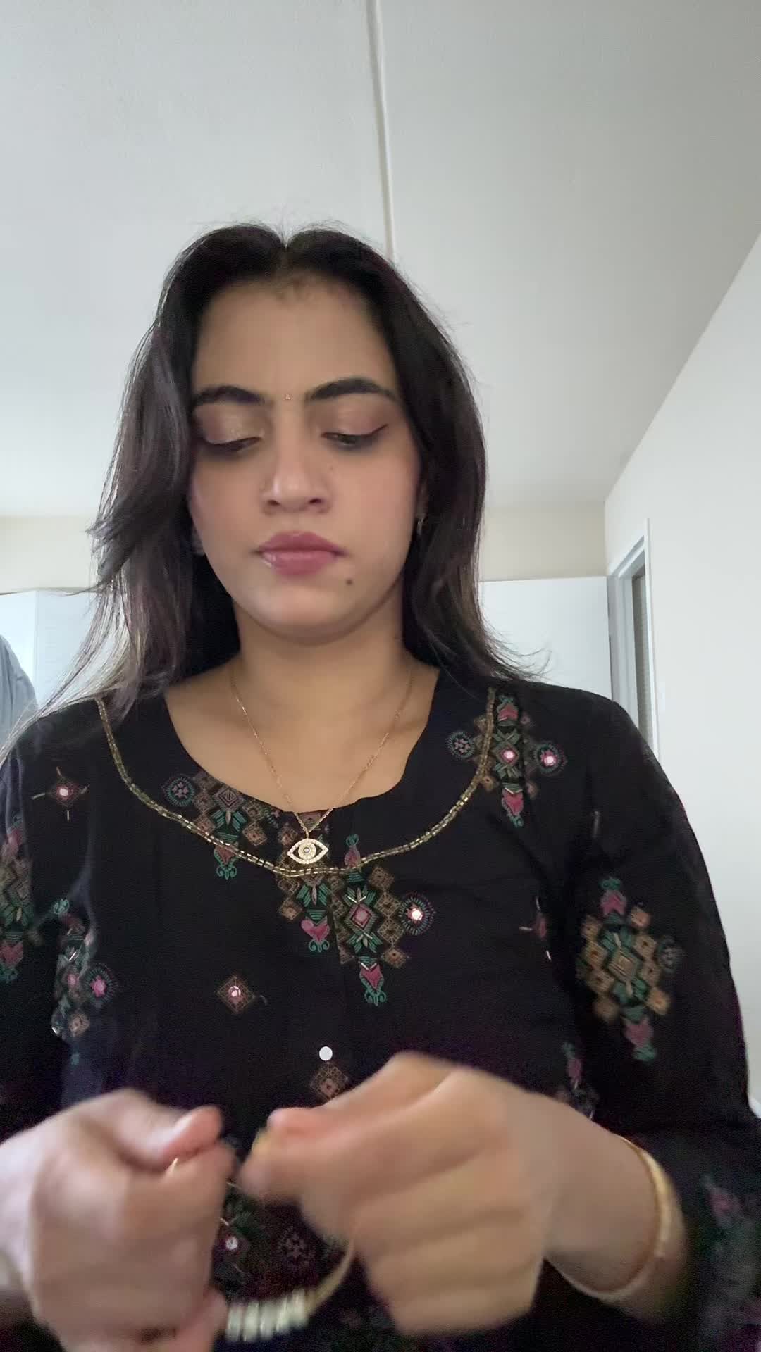 @shreyuu