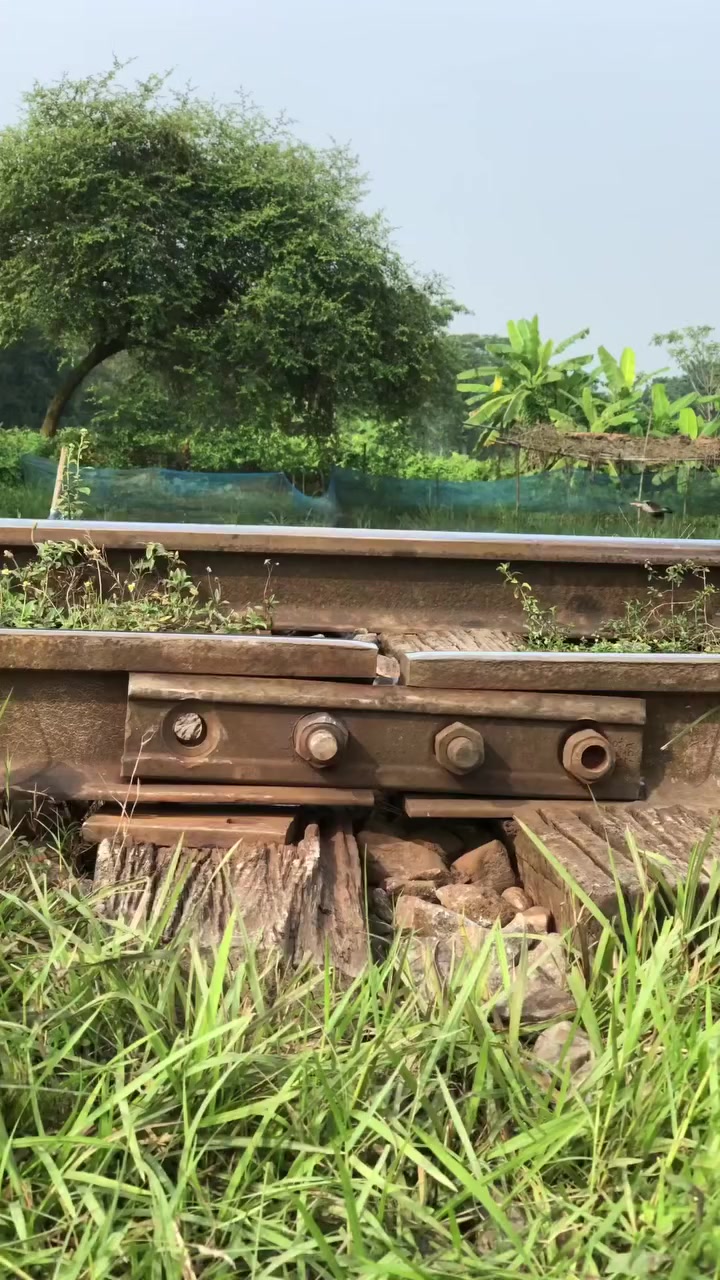 @KENYAN RAILROADER🇰🇪