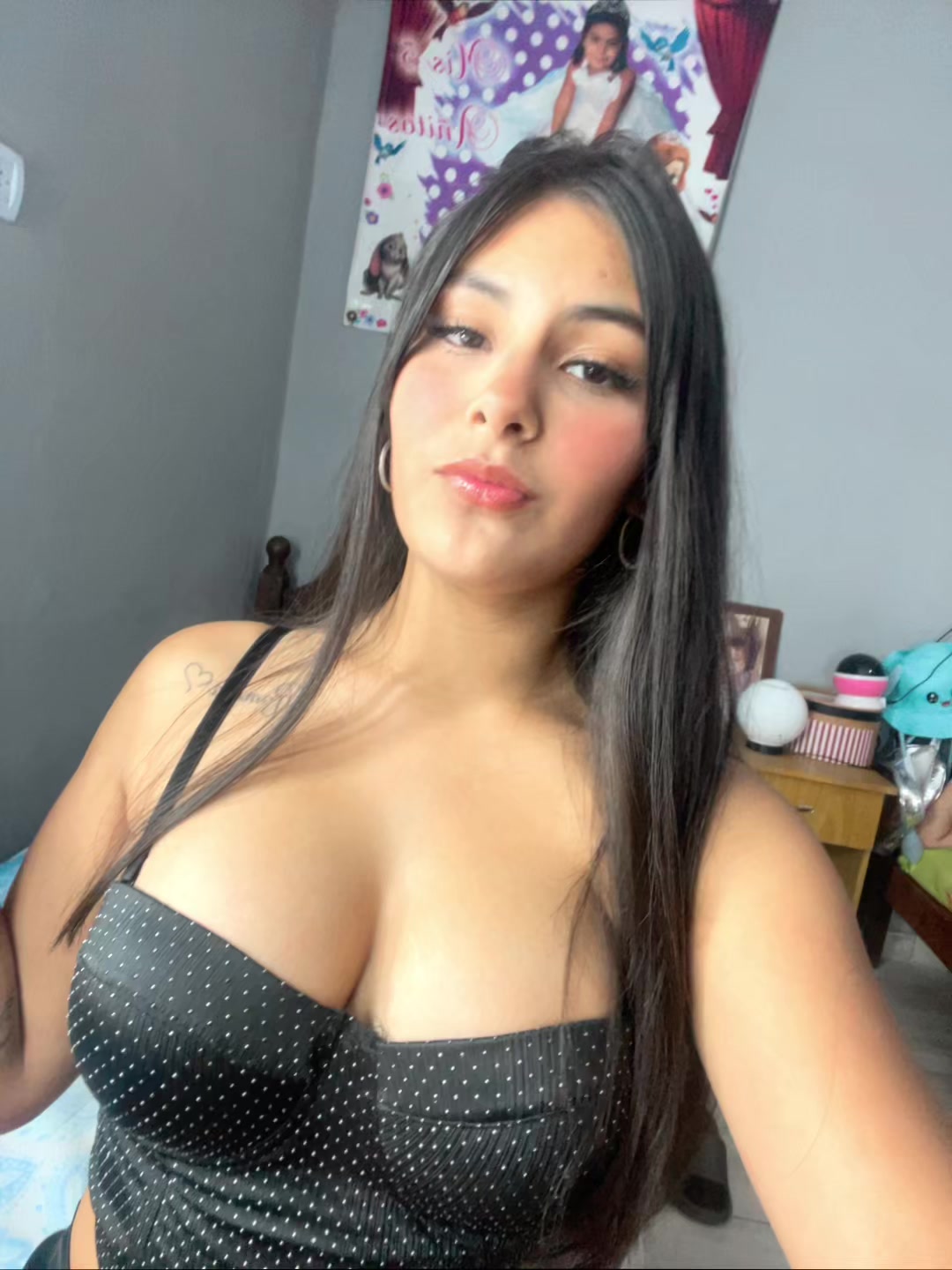 @larita👸🏻✨
