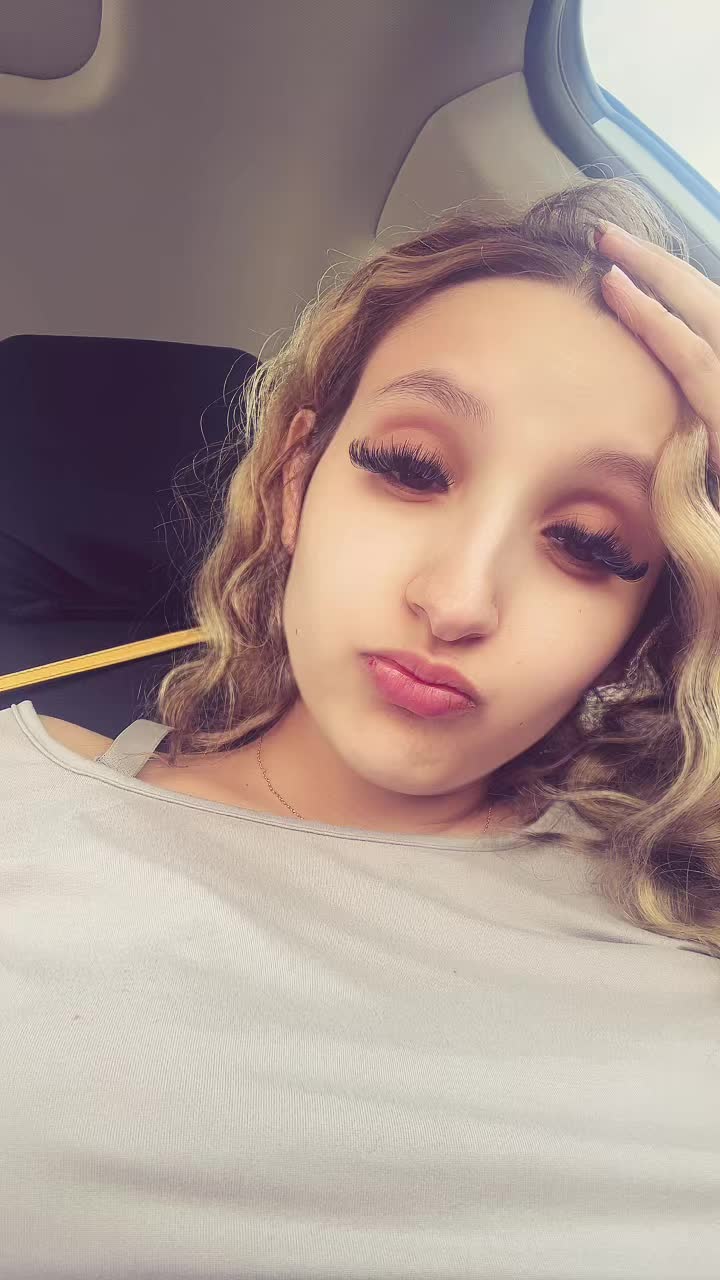 @Girlyyyfaceee