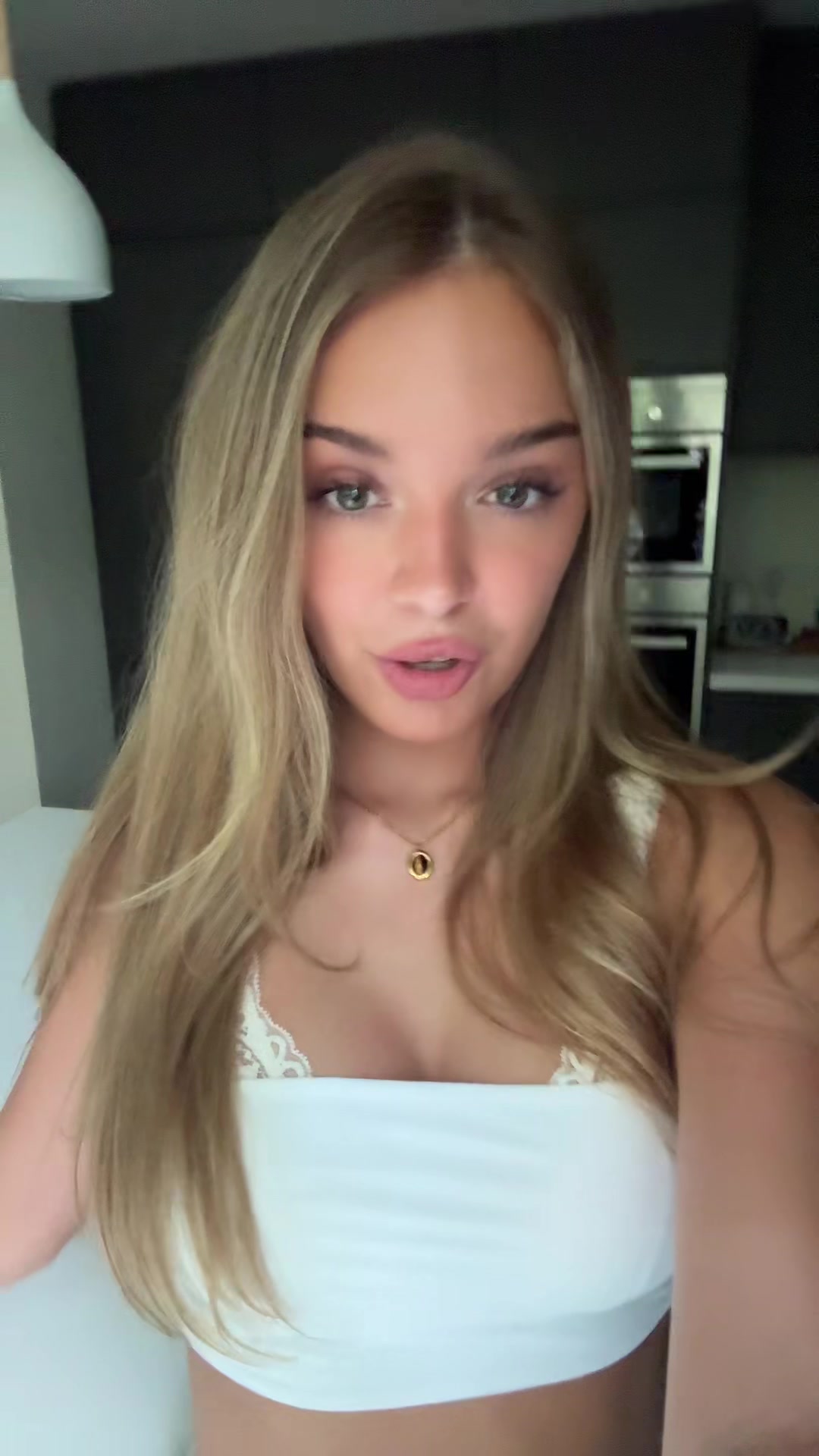 @toni