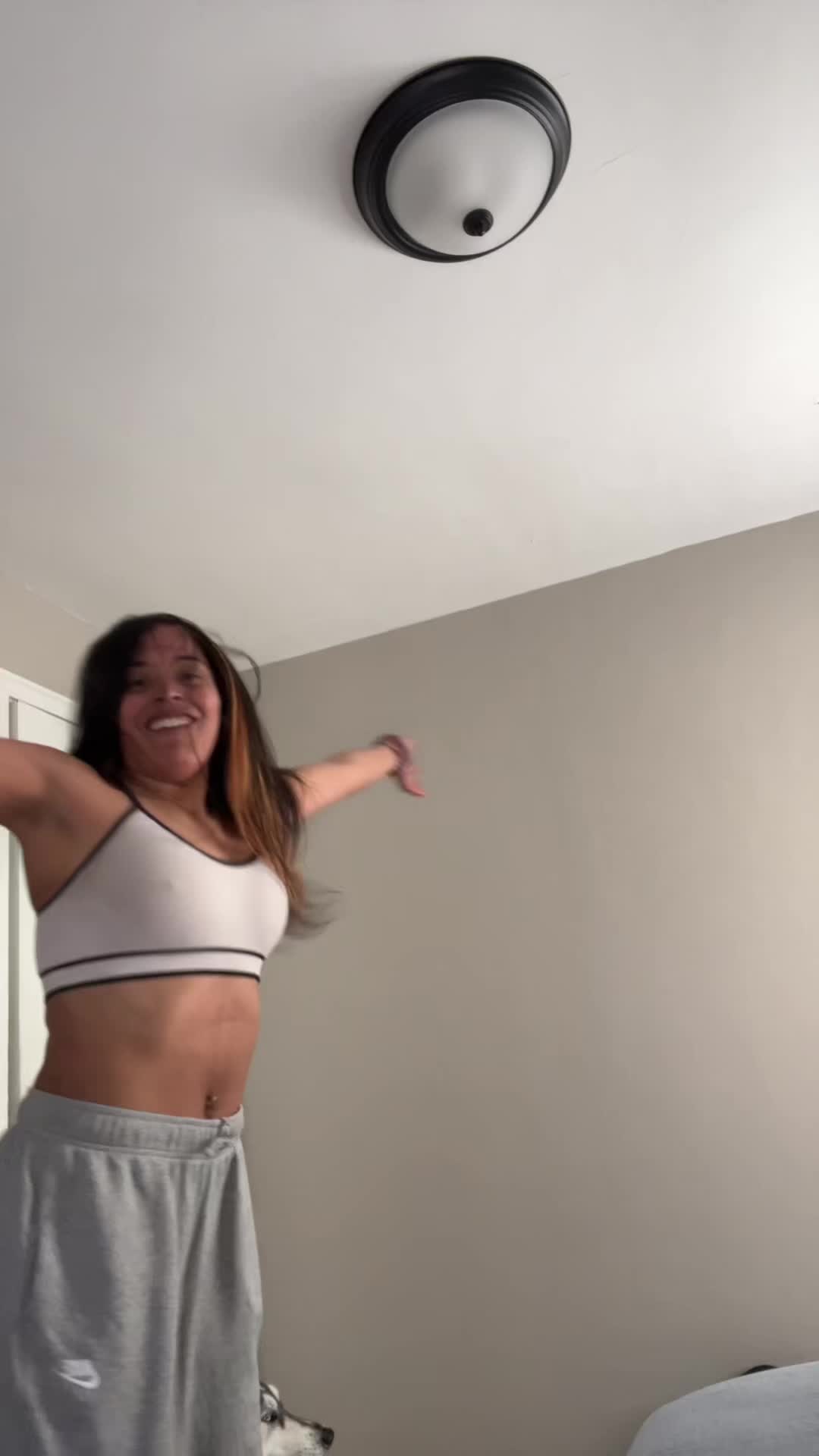 @bareface_baddie