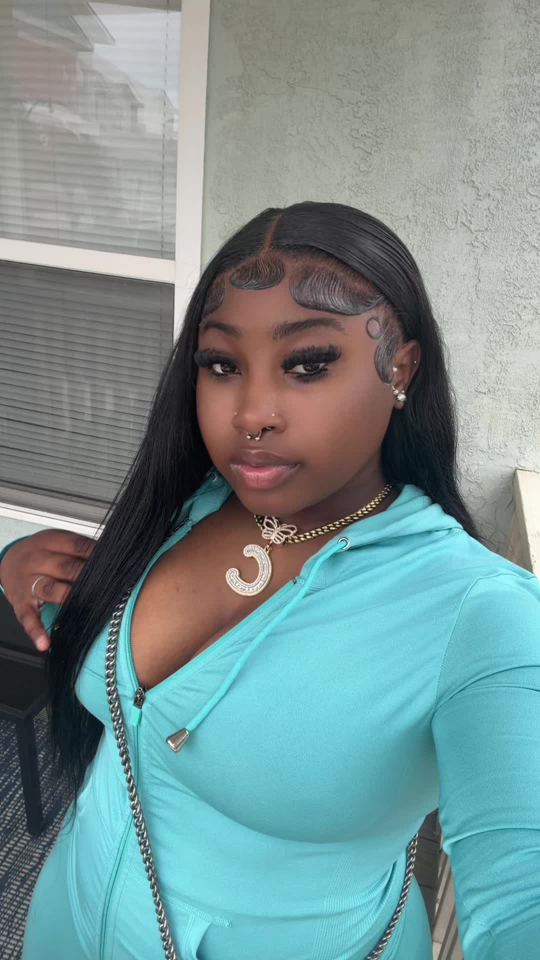 @Caniahkatoure