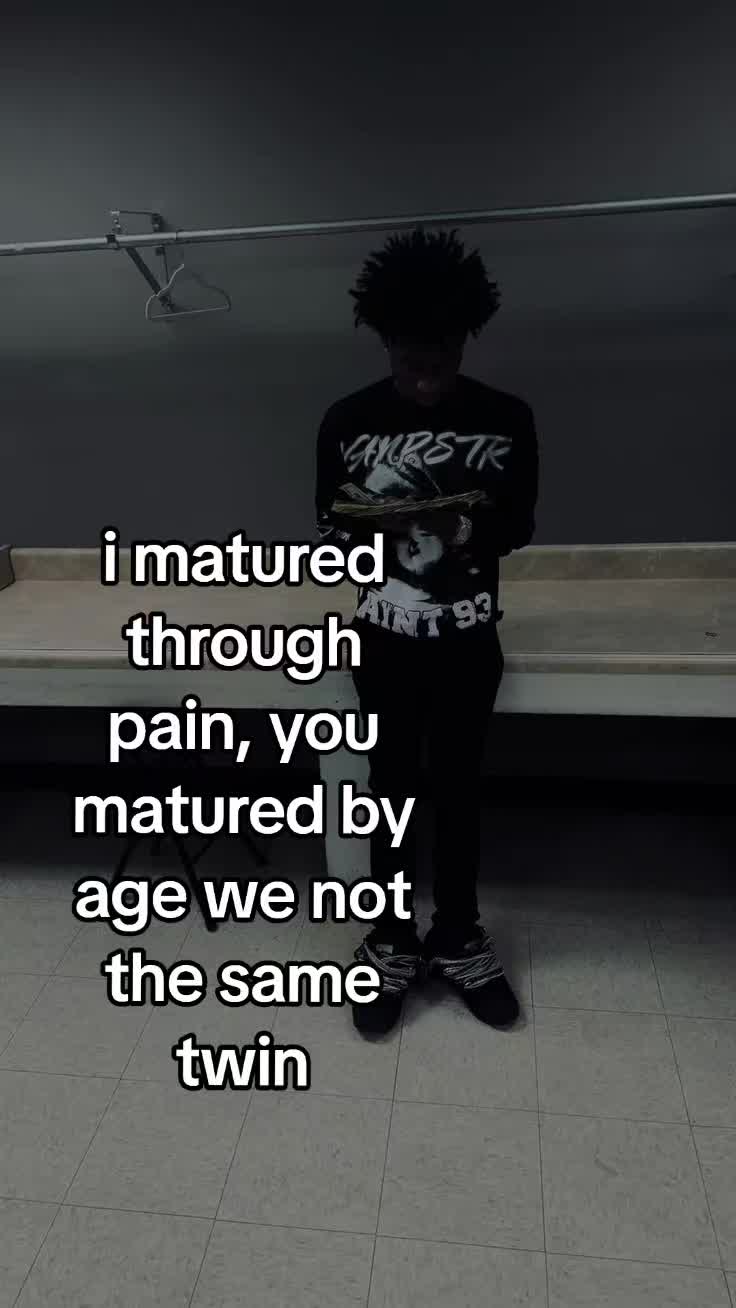 @￴