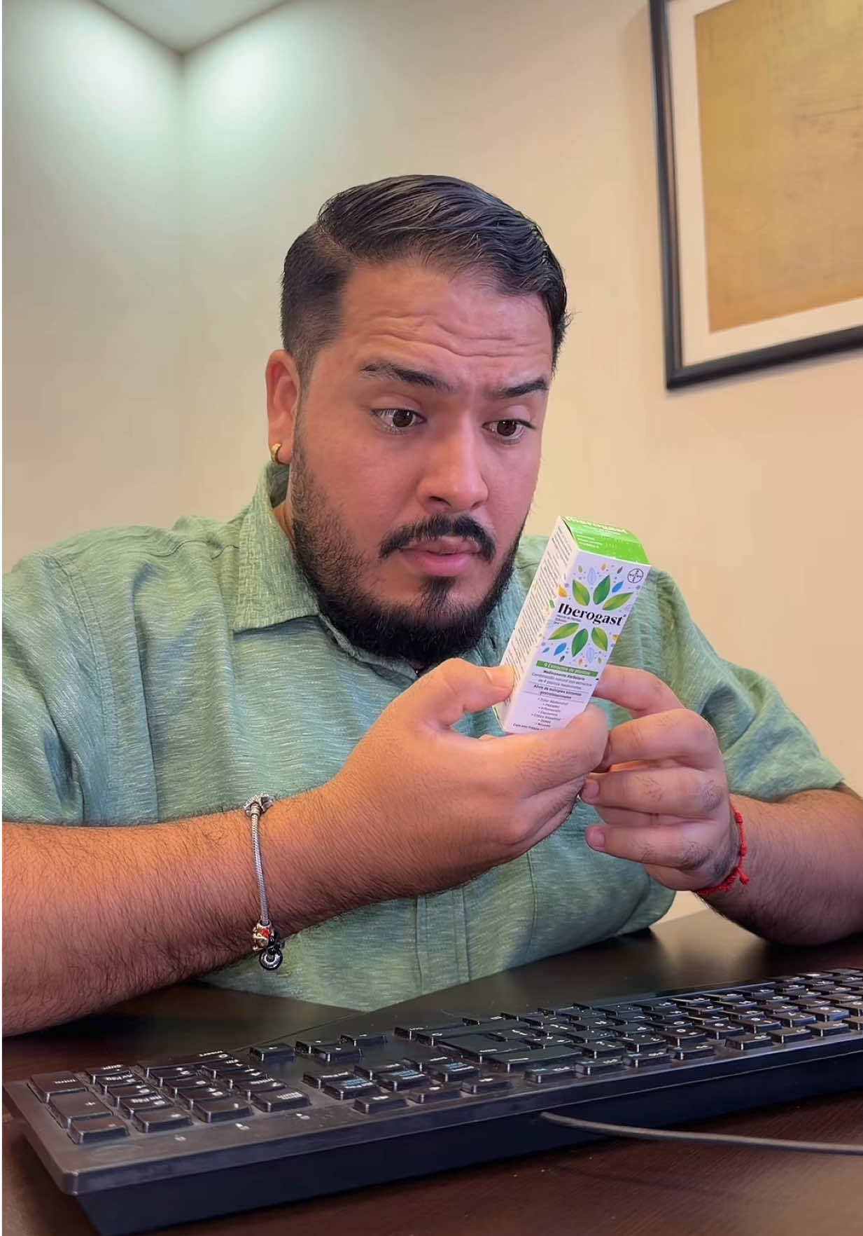 @H&eacute;ctor Am&eacute;zquita