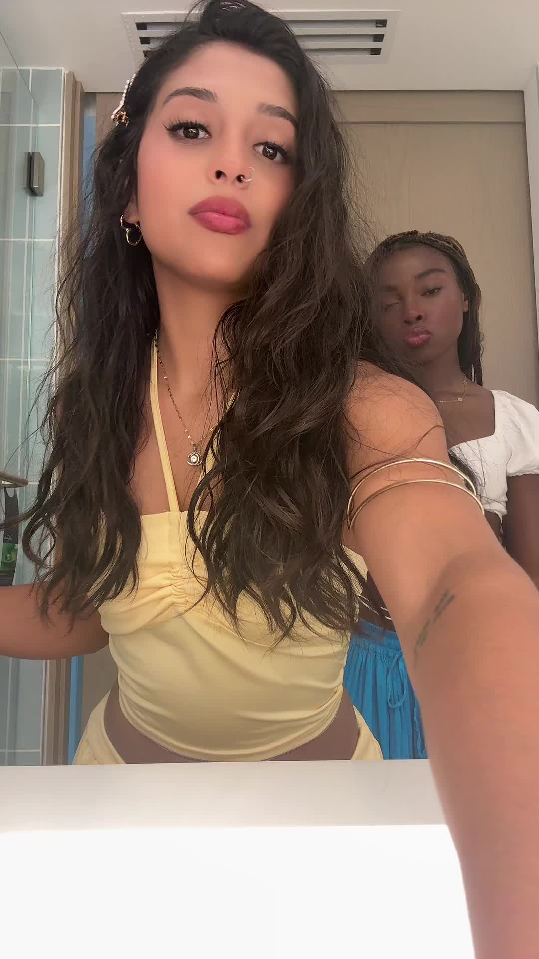 @adriana