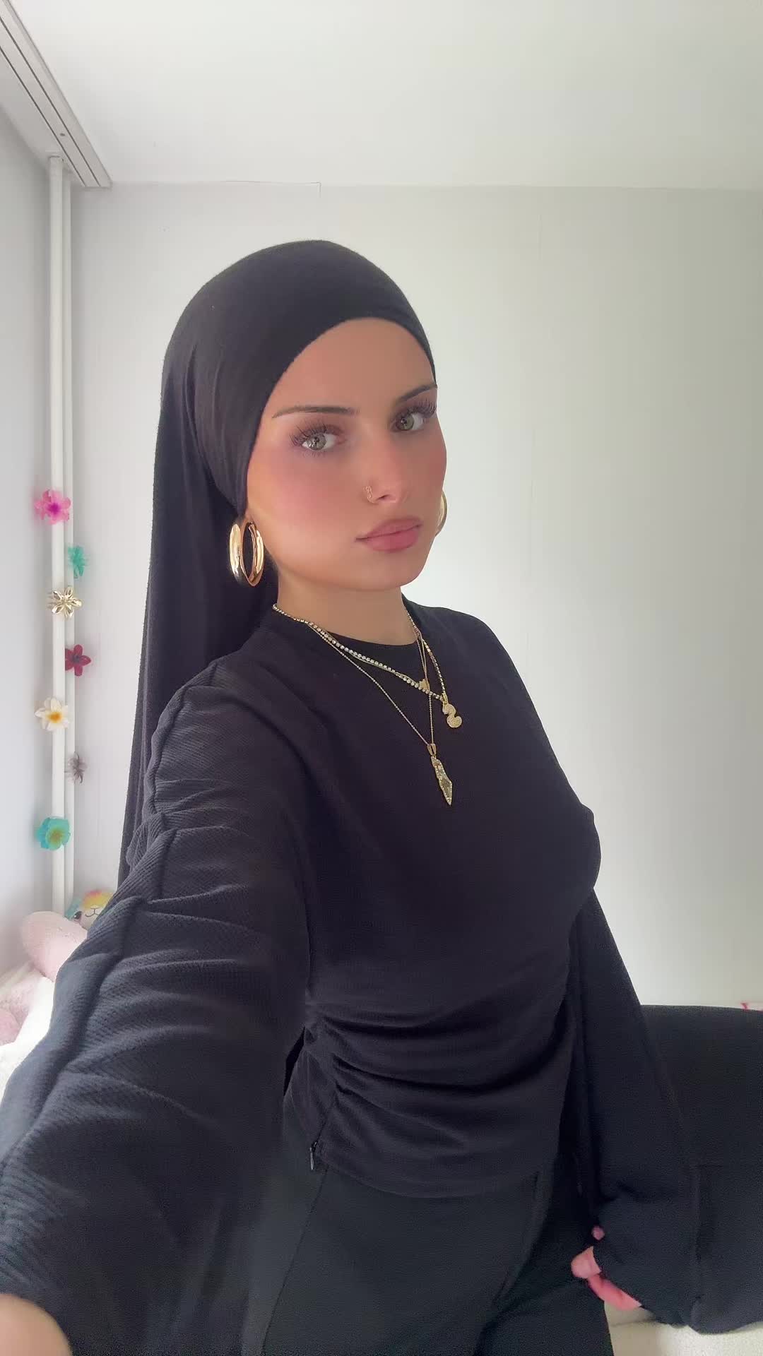 @𝐚𝐮𝐭𝐫𝐞 𝐦𝐨𝐧𝐝𝐞 🌺