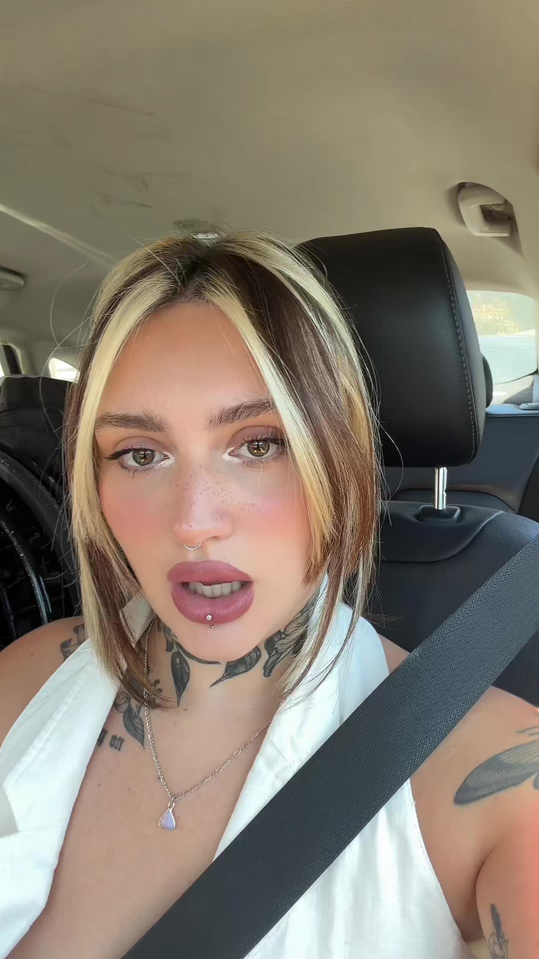 @rollingwithkarlee