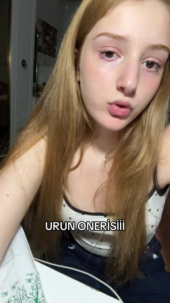 @𝒱𝒶𝓃𝒾𝓁𝓎𝒶🌟