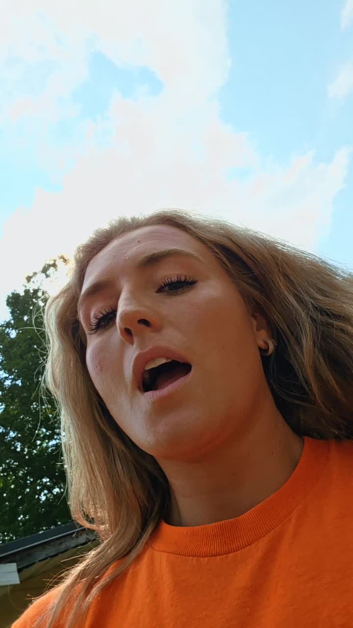 @Kelly May