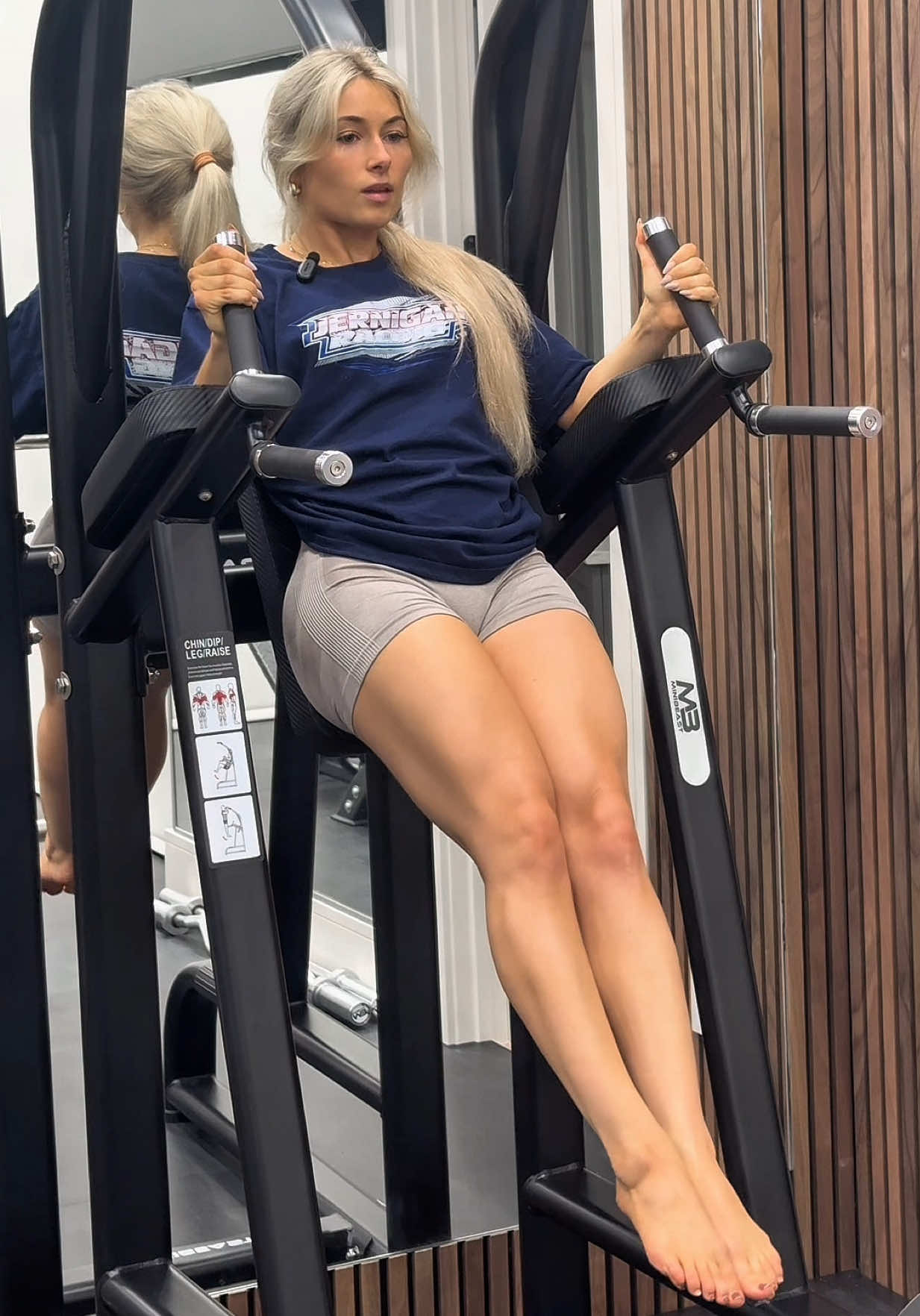 @misscarriejune