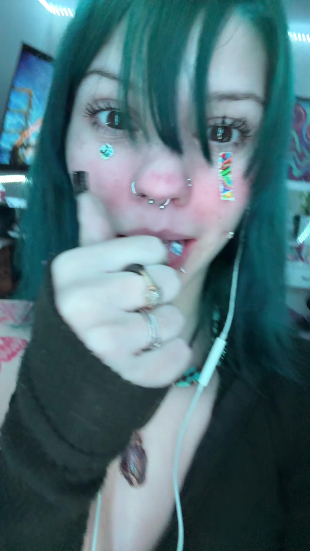 @hi