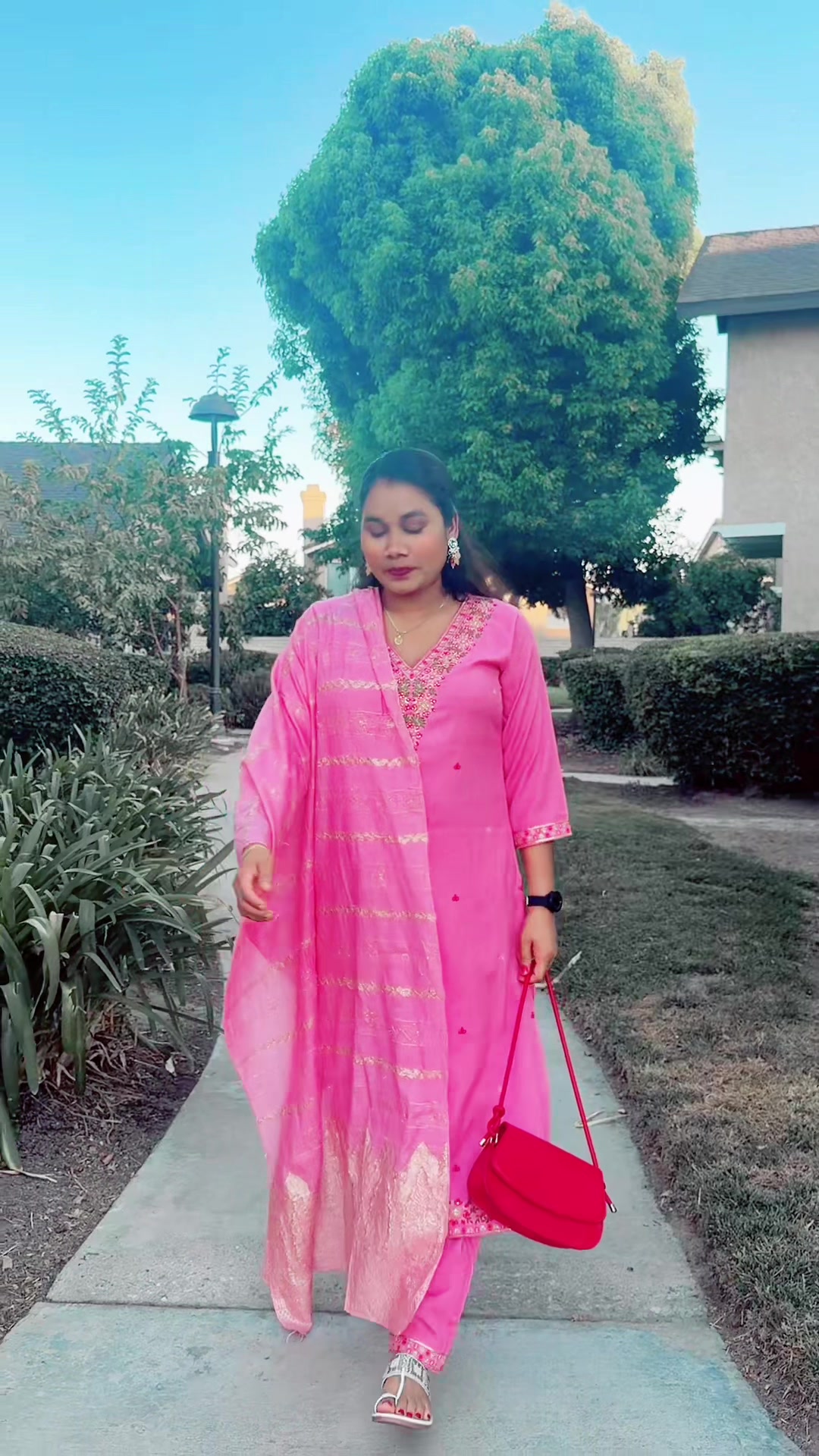 @Resham Chaudhary 🇳🇵🇺🇸 ✌️
