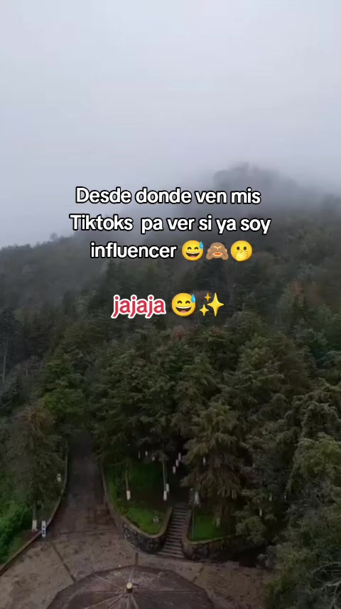 @Luna Gótica