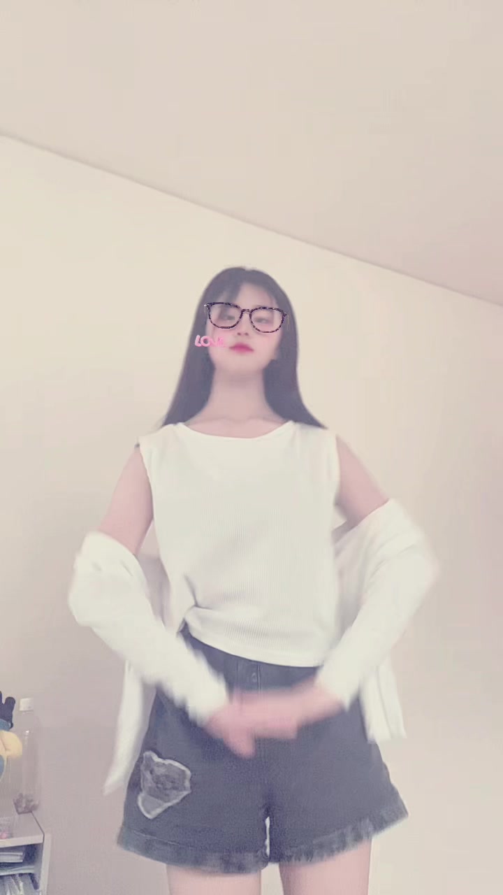 @すみれ